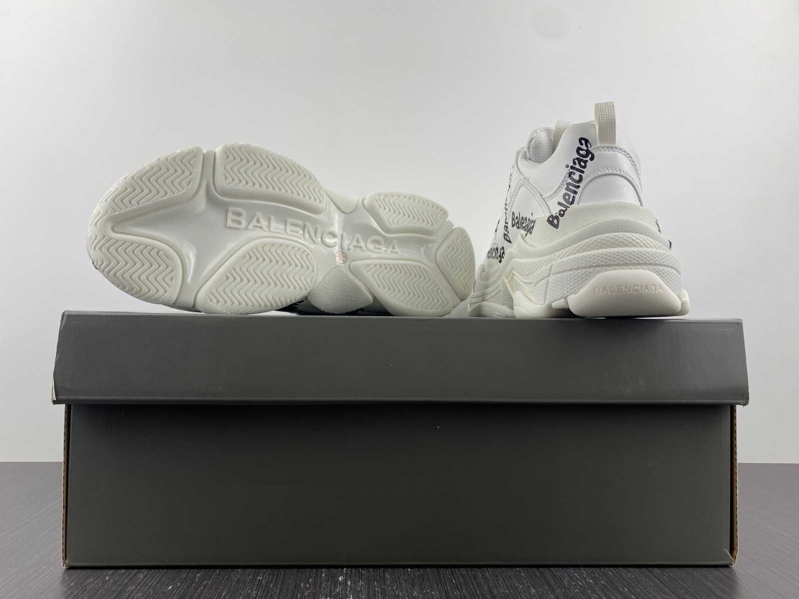 Ba*len*cia*ga triple s 536737 w2fab 9010