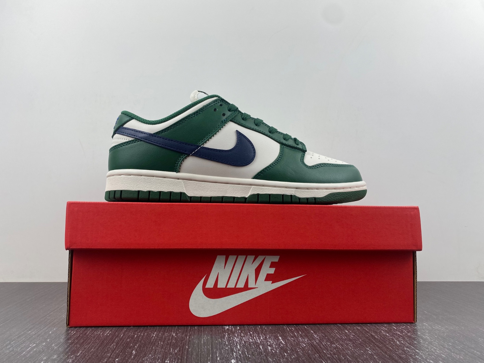 Nike Dunk Low "Gorge Green/Navy" DD1503-300