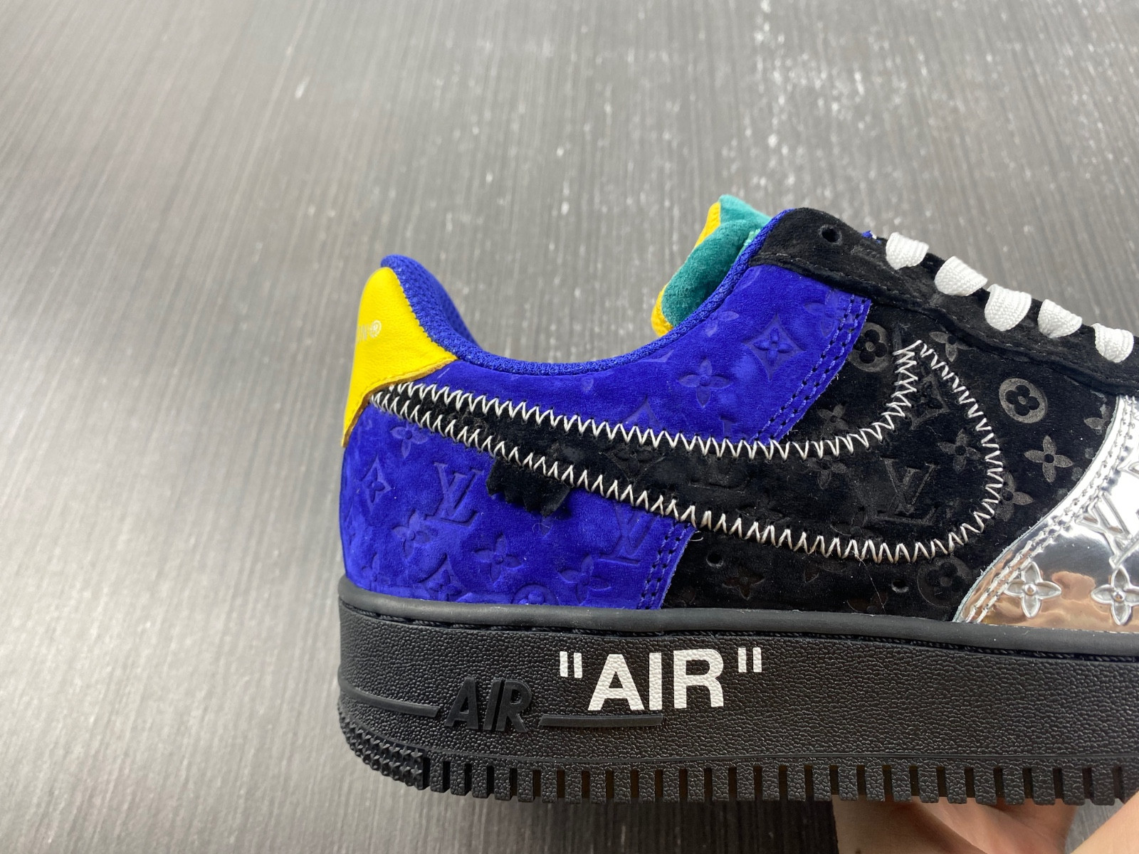 NIKE AIR FORCE 1 LOW BY VIRGIL ABLOH