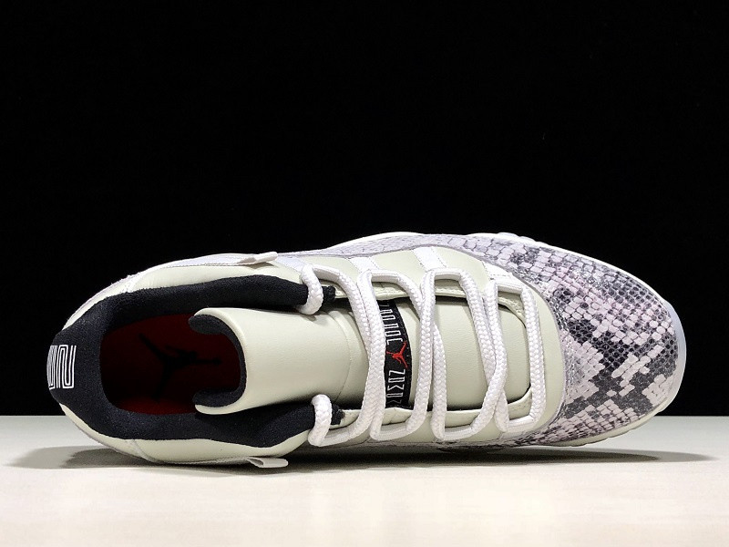 AIR JORDAN 11 RETRO LOW 