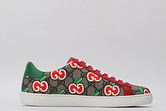 G*u*i sneakers