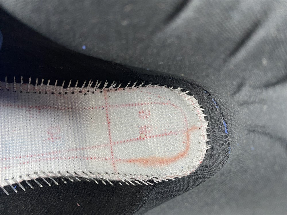 Air Jordan 13 Cap And Gown 414571-012