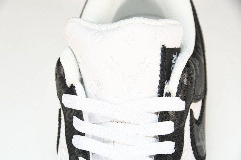 NIKE AIR FORCE 1 LOW BY VIRGIL ABLOH