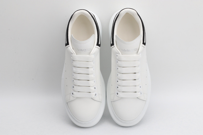 ALEXANDER MCQUEEN SNEAKER