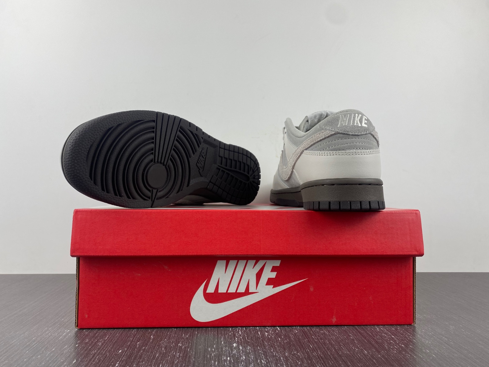 Nike Dunk Low Ironstone - FD9746-001