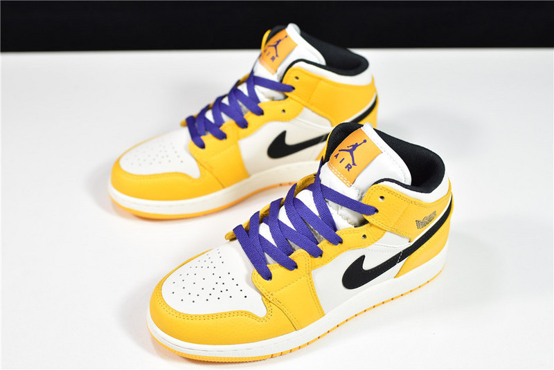 Air Jordan 1 Mid AJ1 852542-700