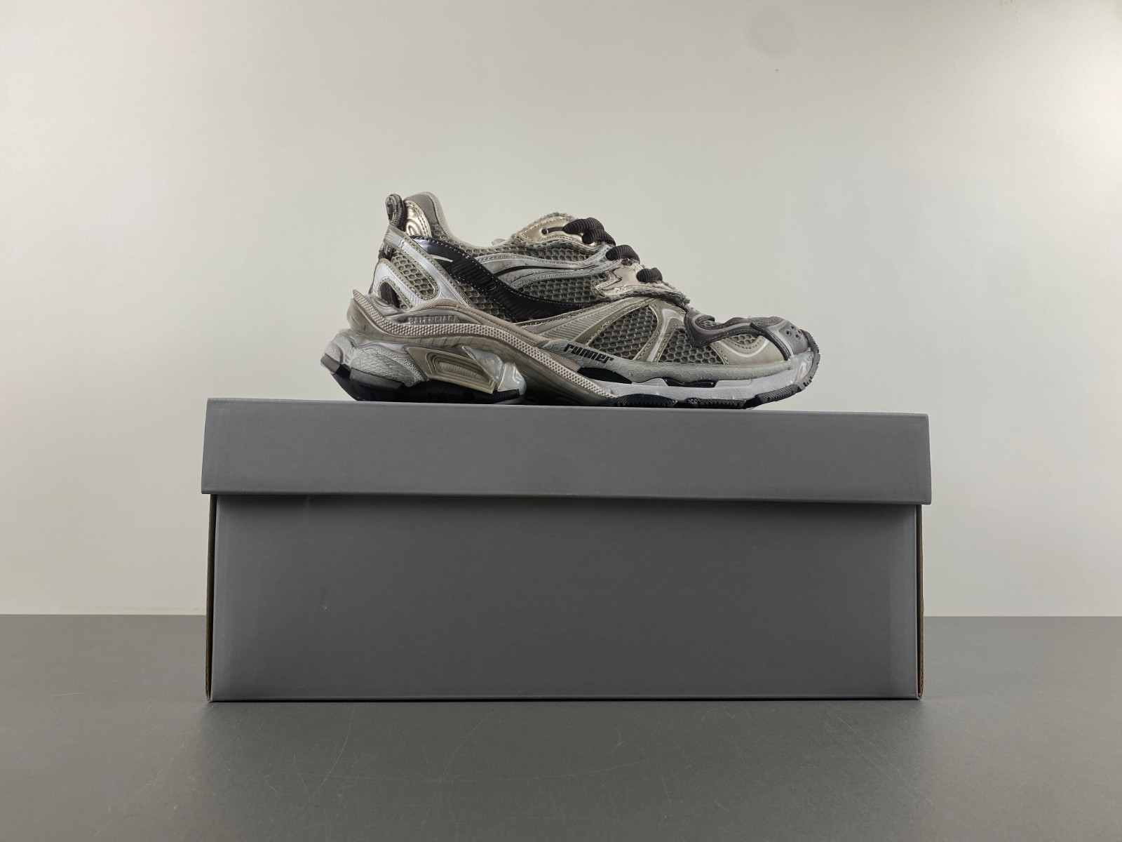 Ba*len*cia*ga runner 779066-w3rbxp-2000