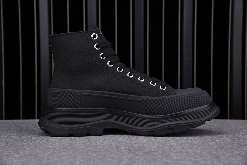 ALEXANDER MCQUEEN SNEAKER