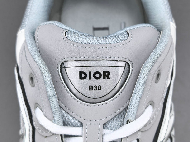 DR B30 SNEAKER