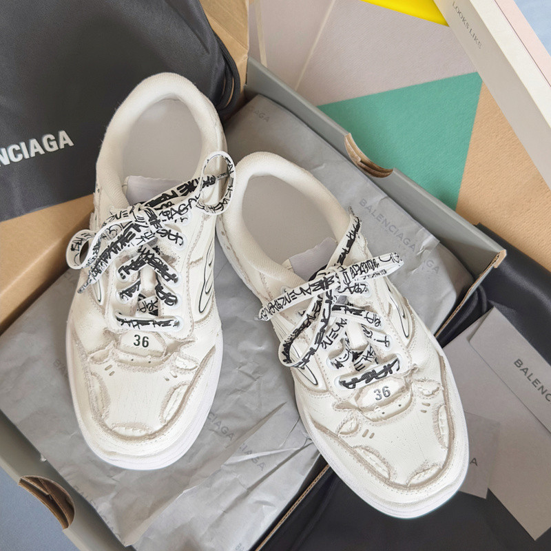 BALENCIAGA Launches New Hamptons Sneaker