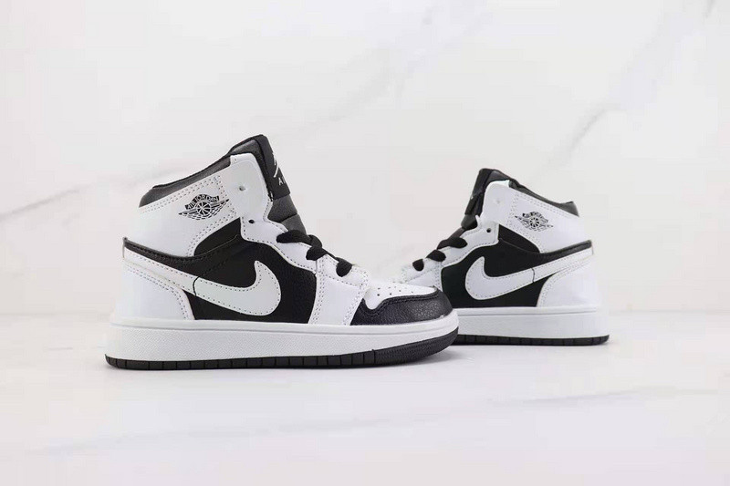 AIR JORDAN 1 KIDS SHOES