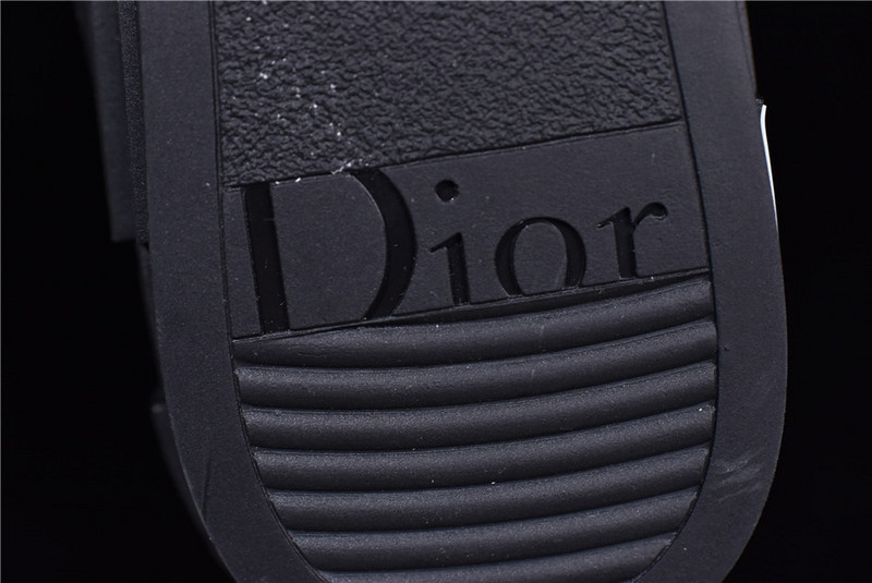 D B23 HIGH-TOP SNEAKERS