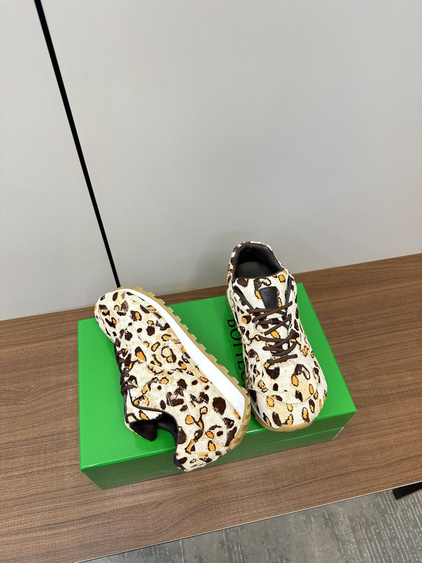 Bottega Veneta Orbit Sneaker