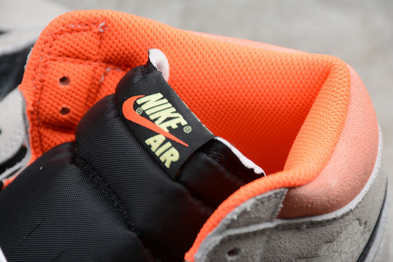 AIR JORDAN 1 RETRO HIGH NEUTRAL GREY HYPER CRIMSON 555088-018