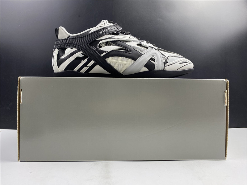 Ba*len*cia*ga drive sneaker 624343-w2fd1-1019