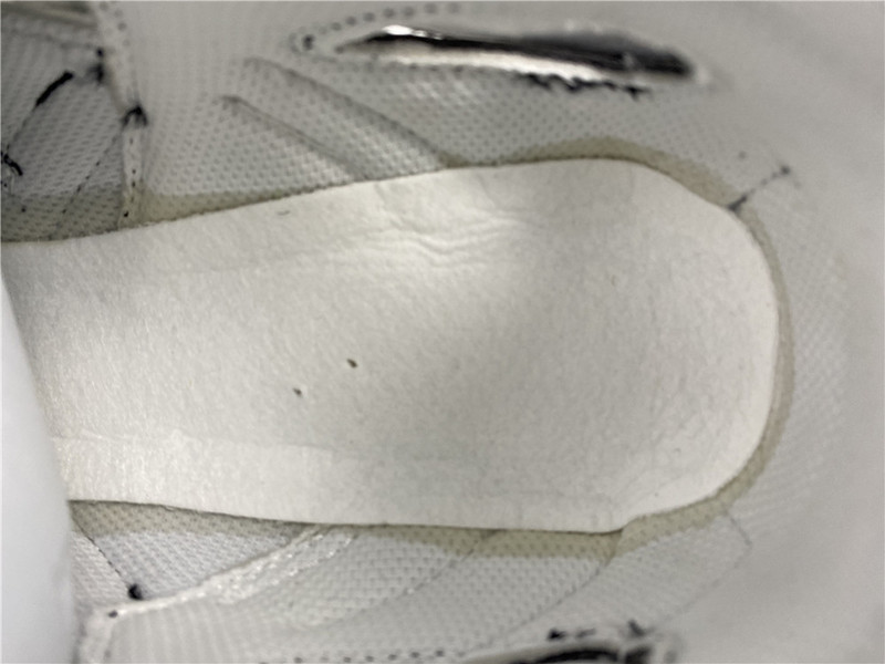 Ba*len*cia*ga drive sneaker 624343-w2fd1-1019