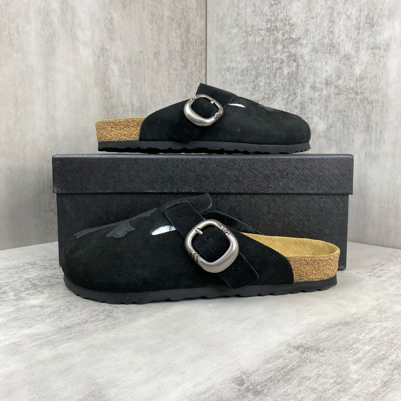 Ch*0me He**ts birkenstocks