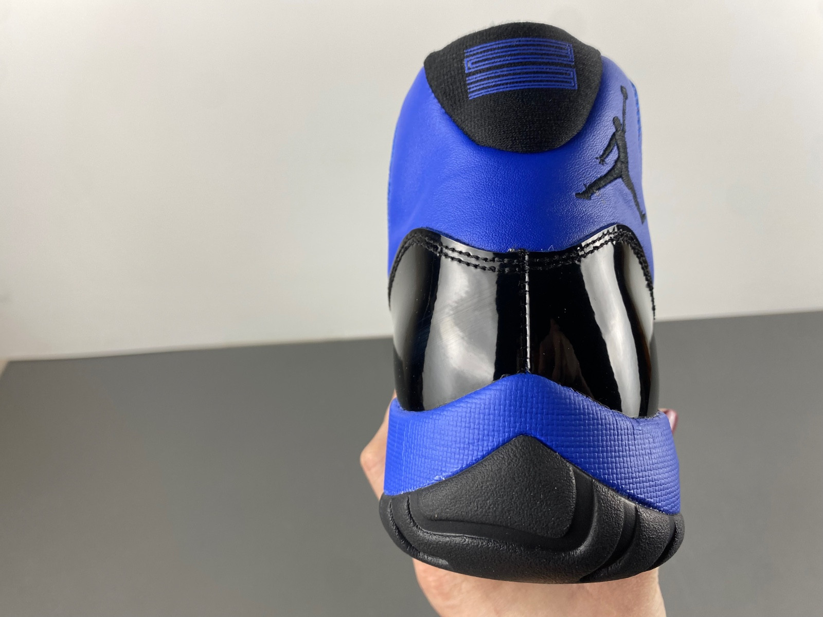 Air Jordan 11 Retro Blue CT8012-400