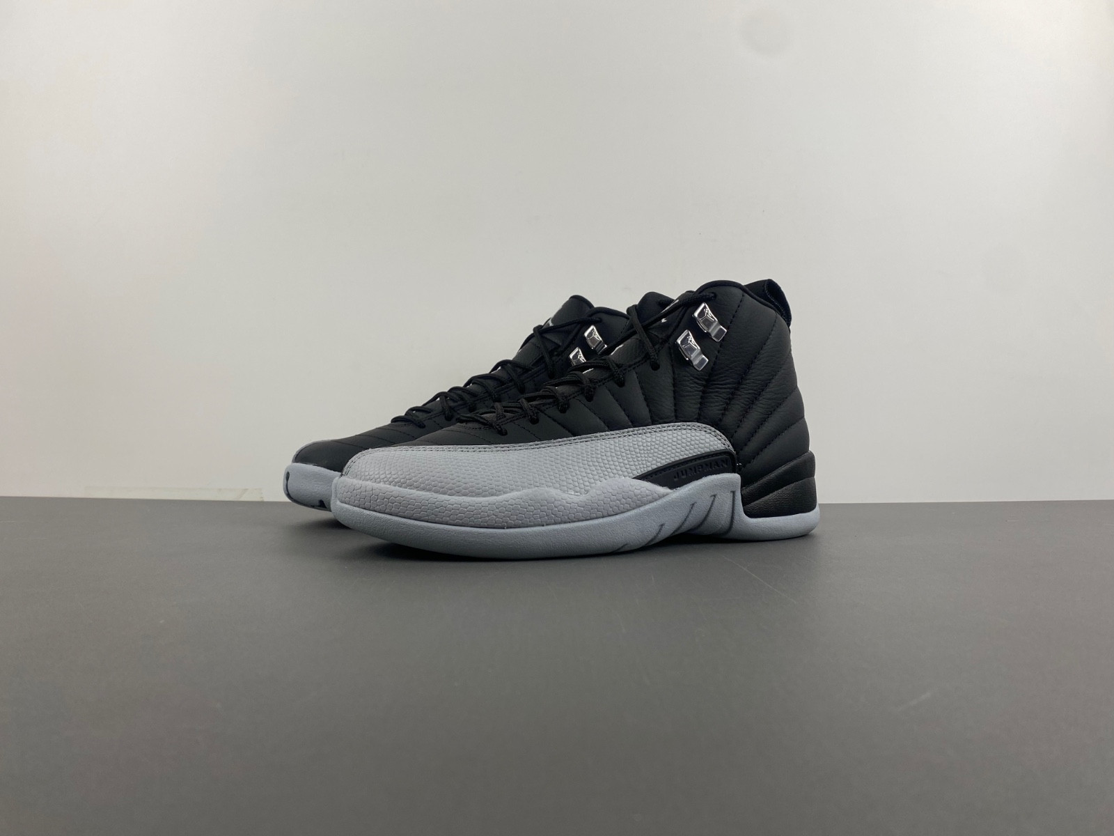 Air Jordan 12 Black Wolf Grey CT8013-010