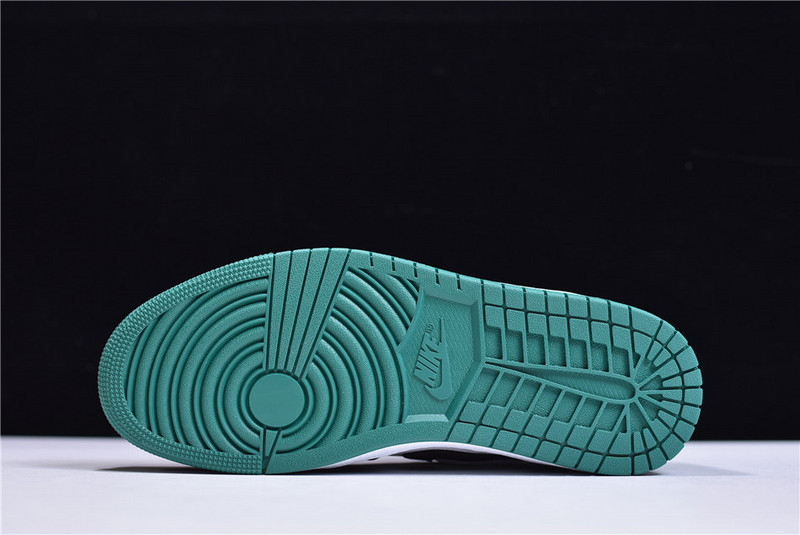 NK Air Jordan 1 Low 553558-113