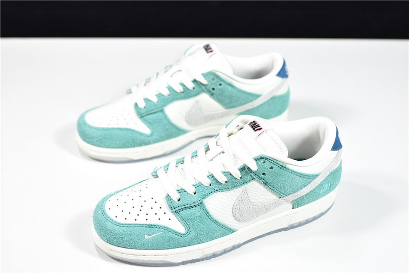 Kasina x Nike Dunk Low CZ6501-101