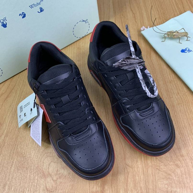 Off-White c/o Virgil Abloh