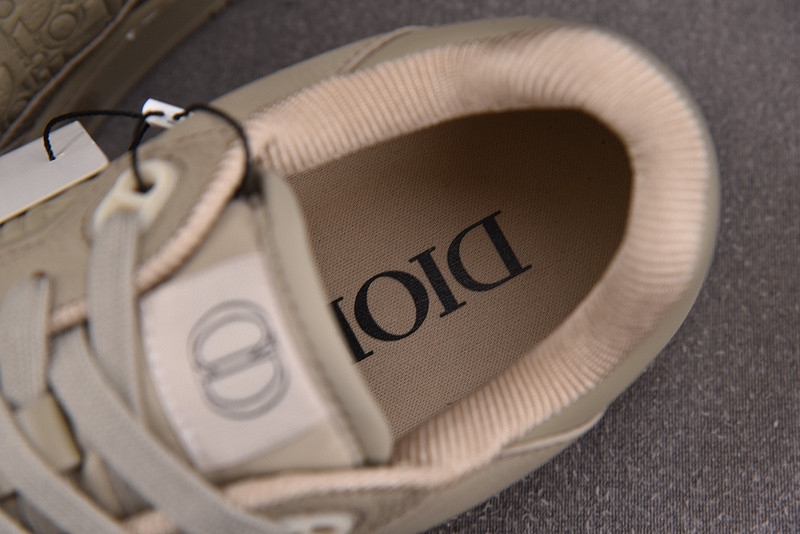 DIOR SNEAKERS