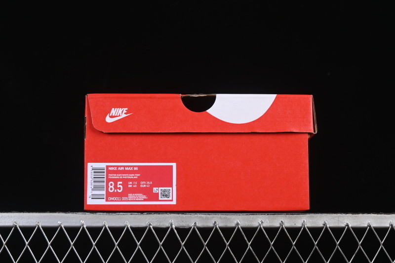 Nike Air Max 95 White Red Burgundy DM0011-005