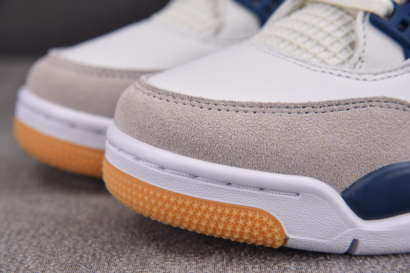 Nike SB Air Jordan 4 "Navy" DR5415-100