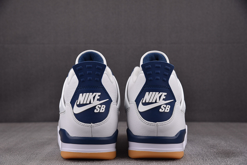 Nike SB Air Jordan 4 "Navy" DR5415-100
