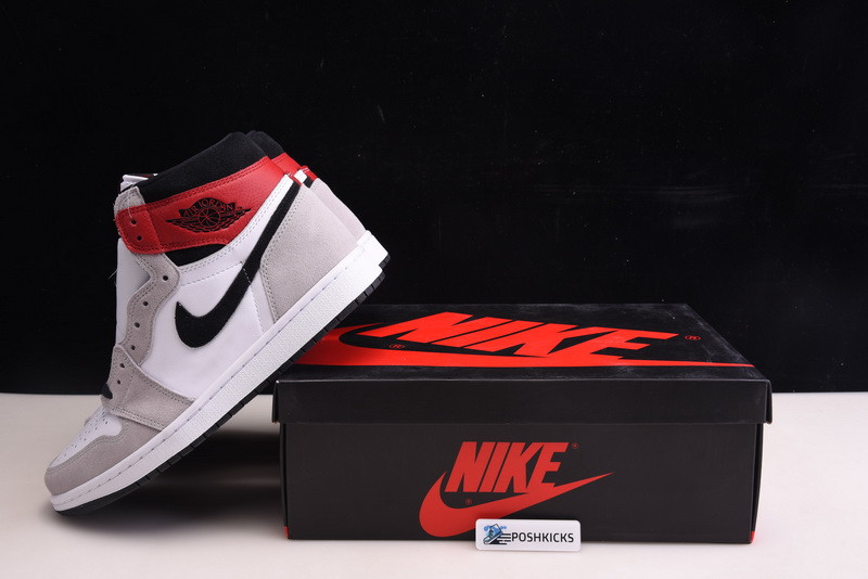 Air Jordan 1 Retro High Light Smoke Grey 555088-126