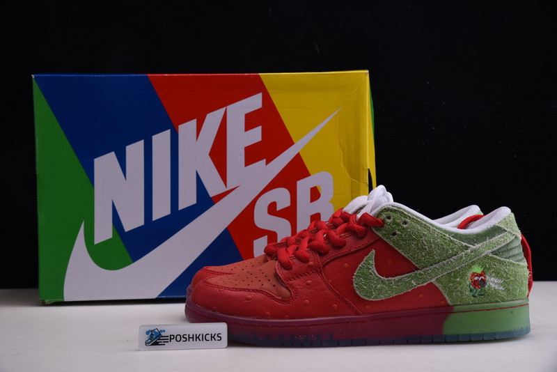 Nike SB Dunk Low Strawberry Cough CW7903-601