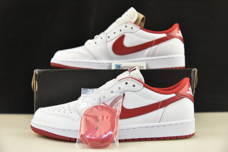 Jordan 1 Retro Low White Varsity Red - 705329-101