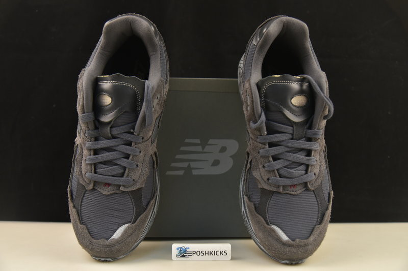 New Balance 2002R Protection Pack Phantom M2002RDB