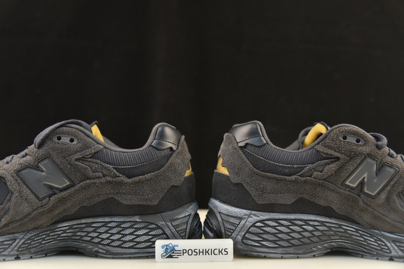 New Balance 2002R Protection Pack Phantom M2002RDB