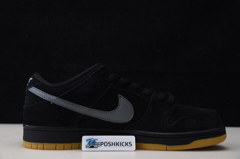 Nike SB Turns Back the Clock and Reveals a Dunk Low "Fog" Colorway BO6817-010