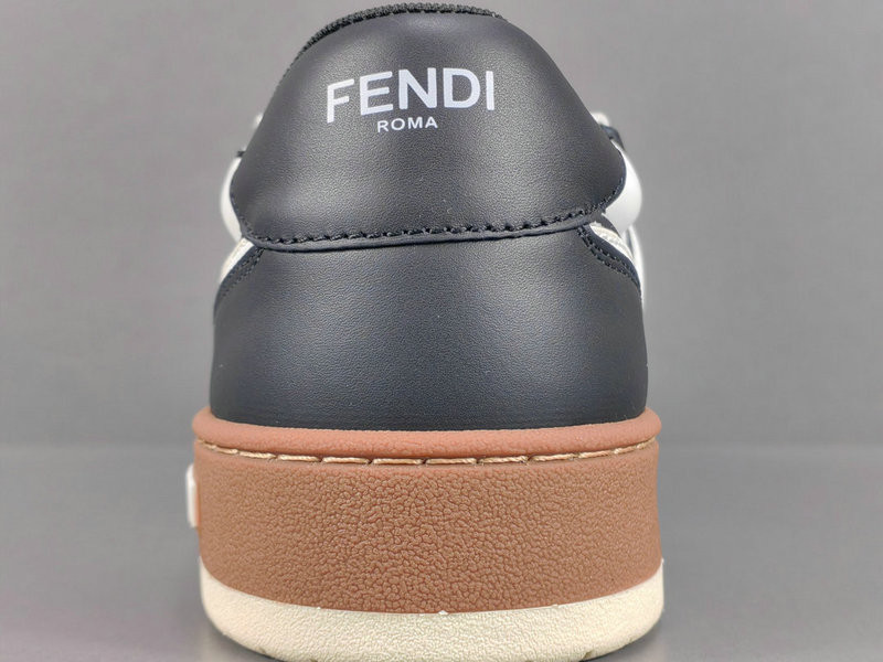 FENDI SNEAKERS