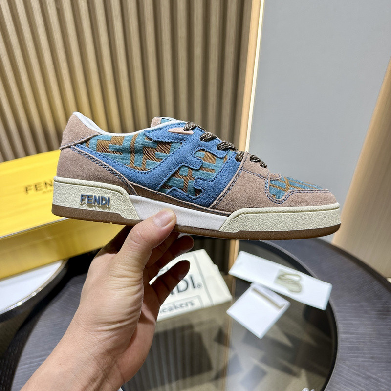 FENDI SNEAKERS