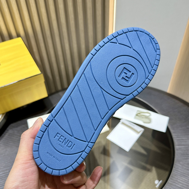 FENDI SNEAKERS