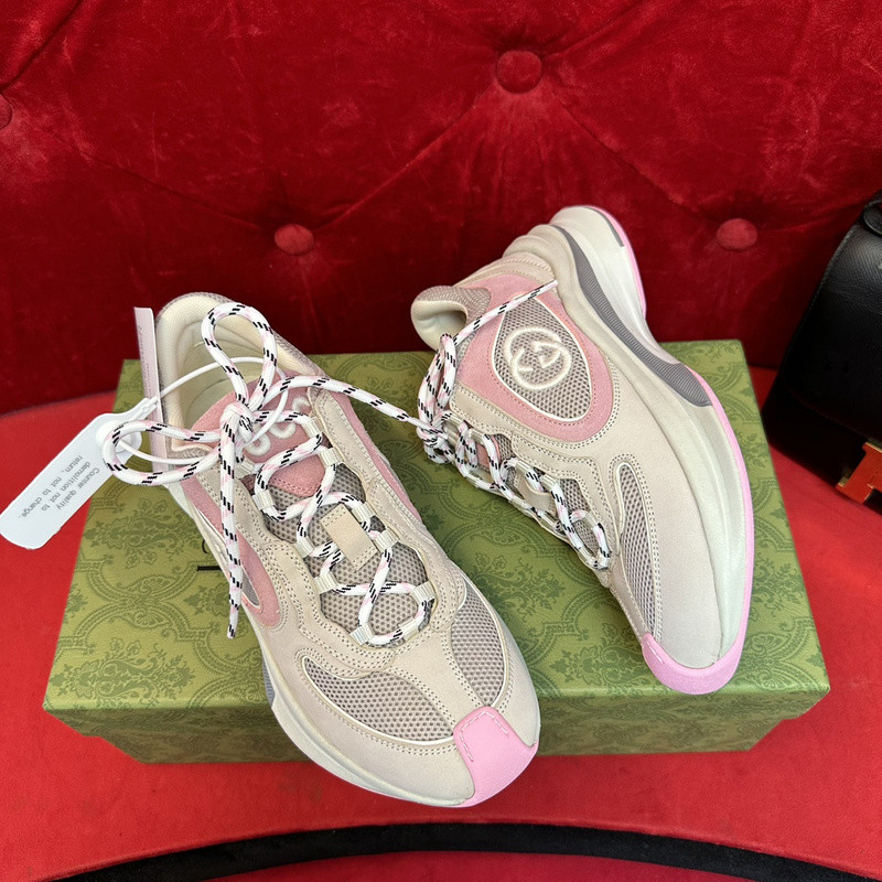 G*u*i run lace-up sneakers