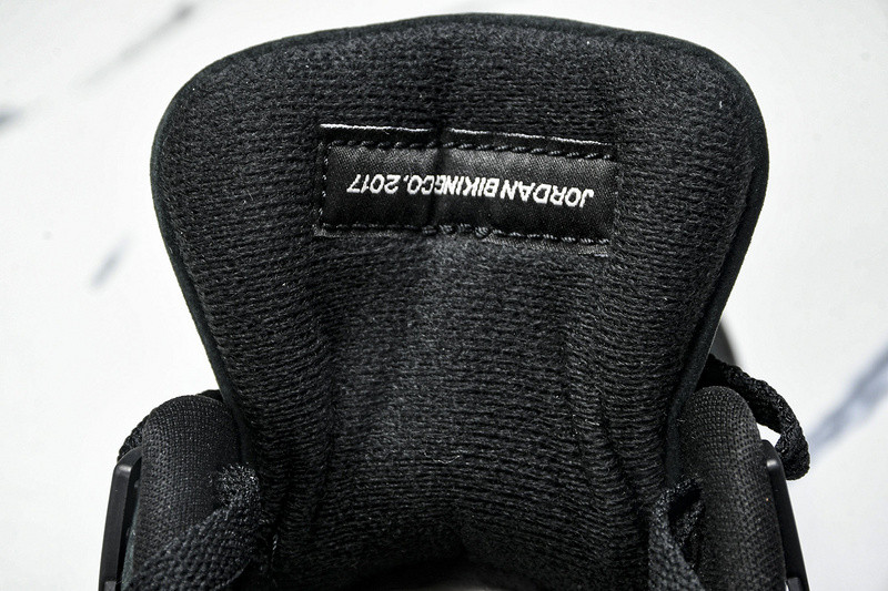 Air Jordan 4 Retro OG SP 