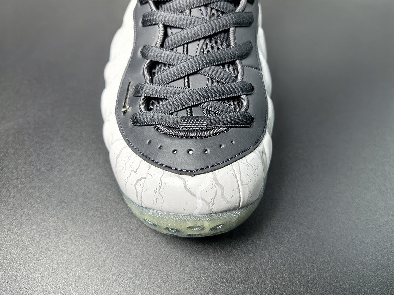 Tekken 8 Nike Foamposite One HF6367-001