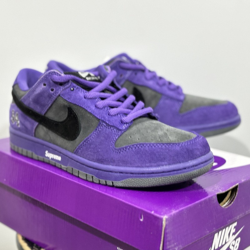Suprem* x Nike SB Dunk Low OG QS "Ink" HQ8487-500