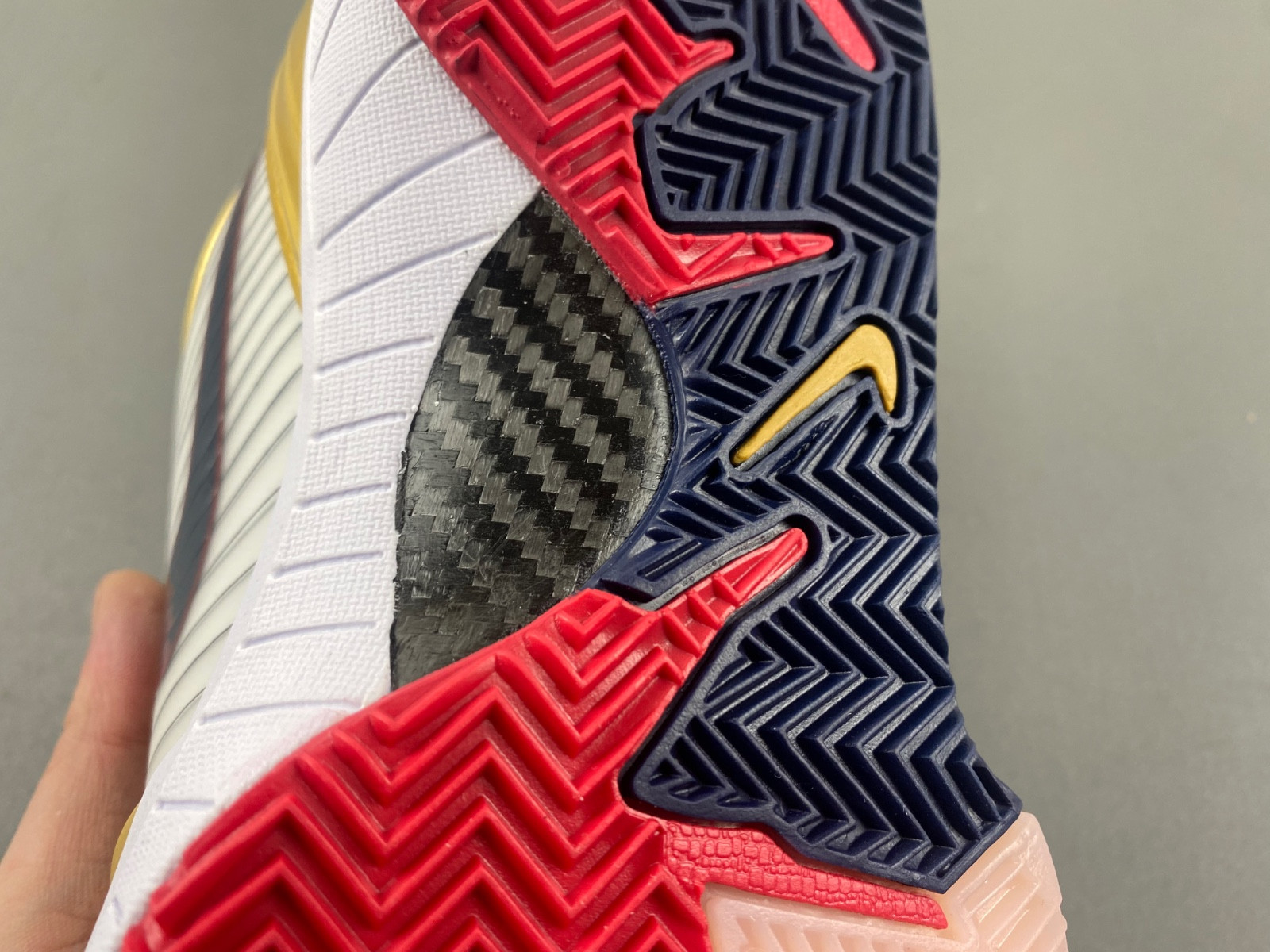 Nike Kobe 4 Protro CQ3869-107