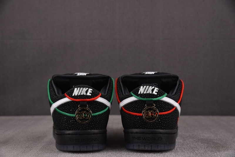 Bronx Girls Skate x Nike SB Dunk Low HV1664-001