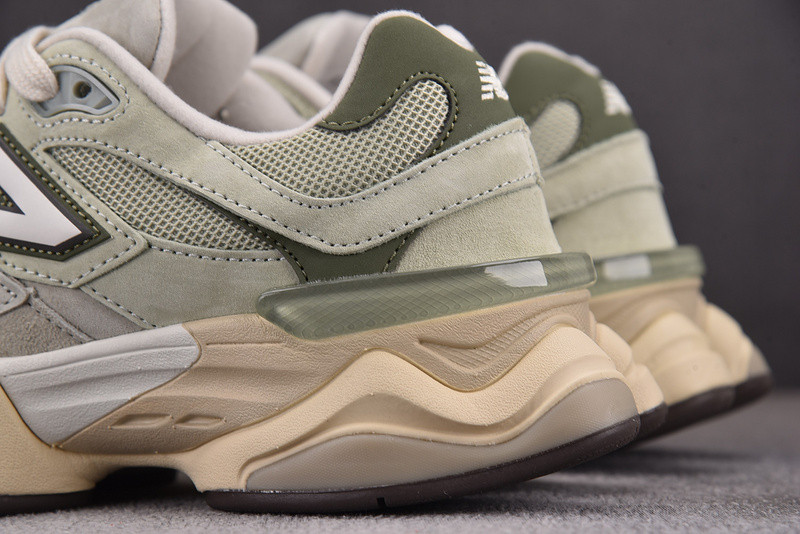 New Balance 9060 Sneakers U9060EEC