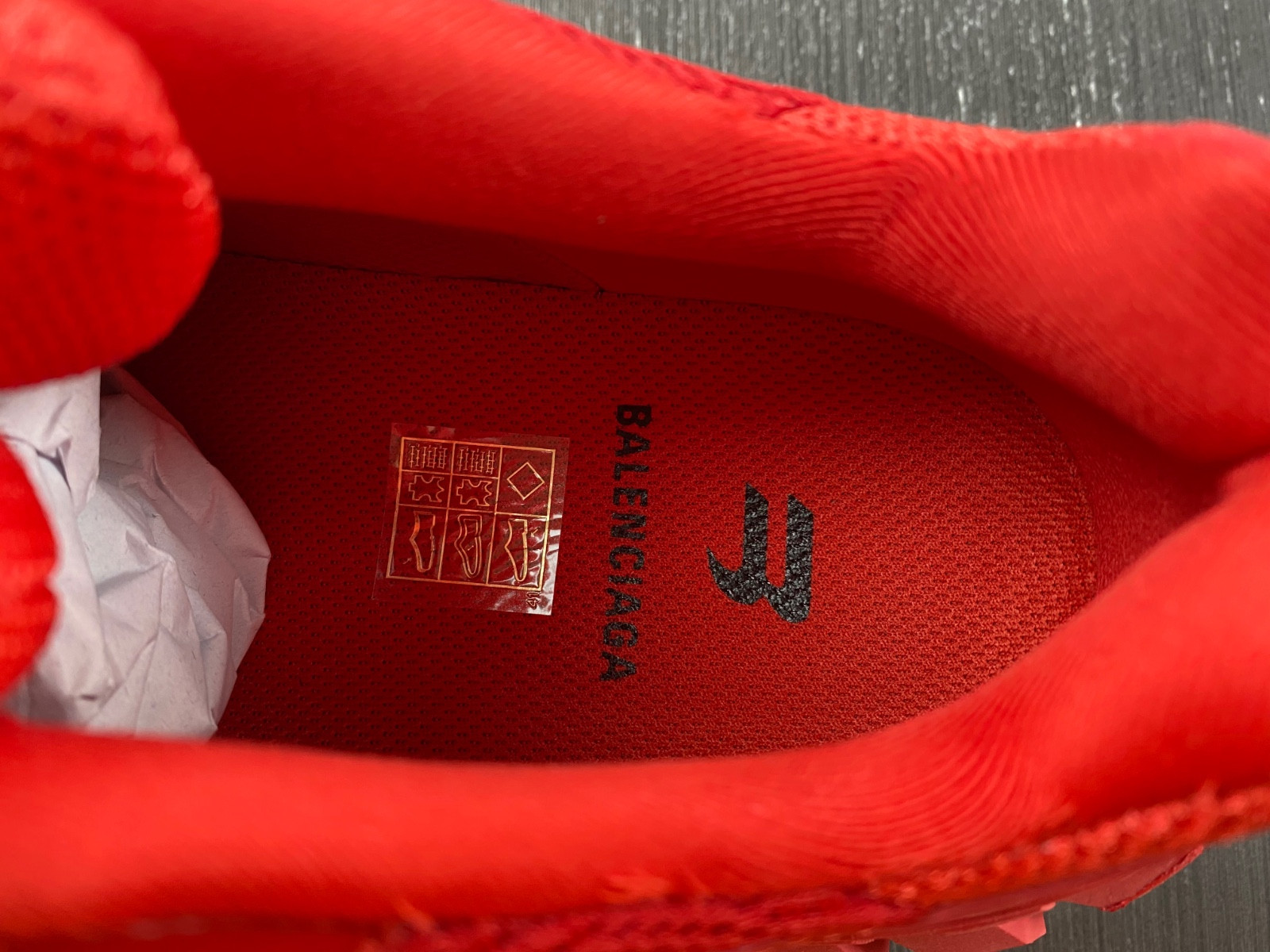 Ba*len*cia*ga bouncer chunky-sole sneakers