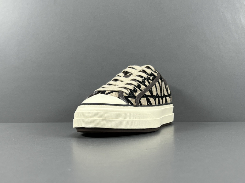 Valentino Garavani Totaloop