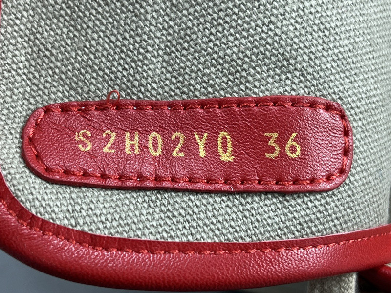 Valentino Garavani Totaloop