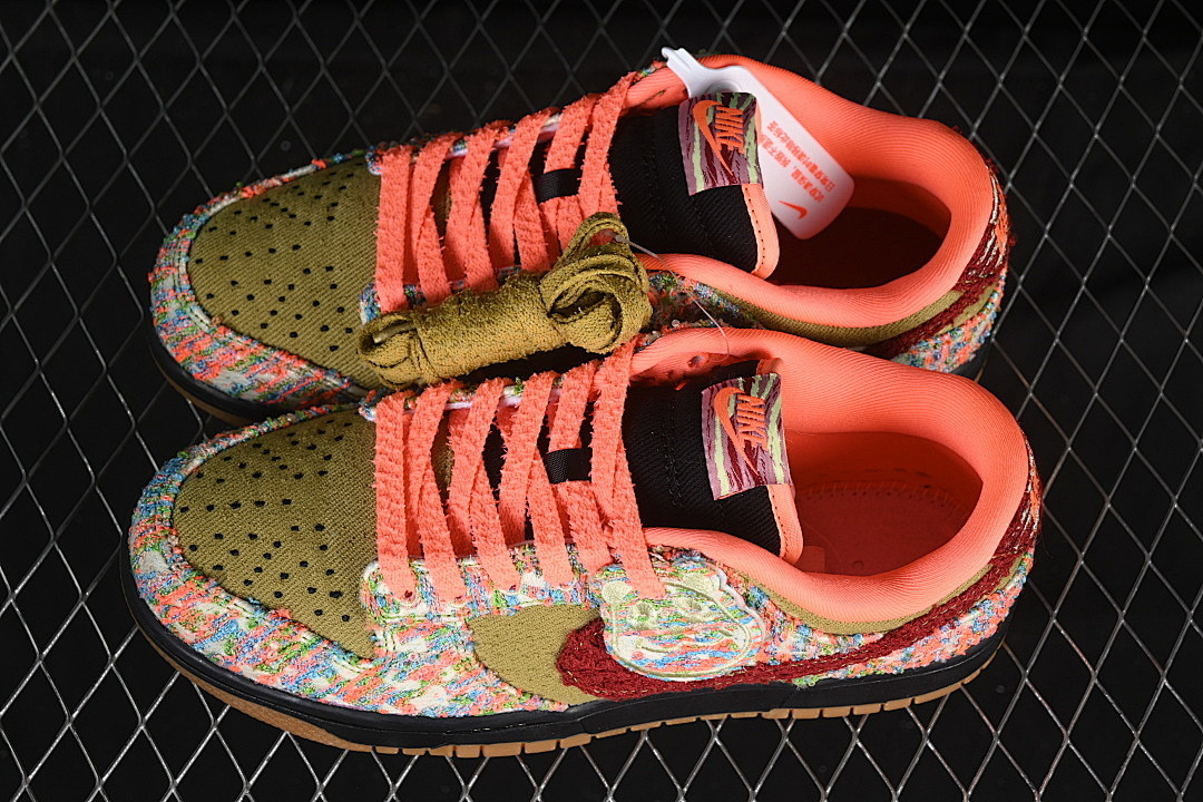 Nike Dunk Low Green Curry Panda Monium IB2263-300